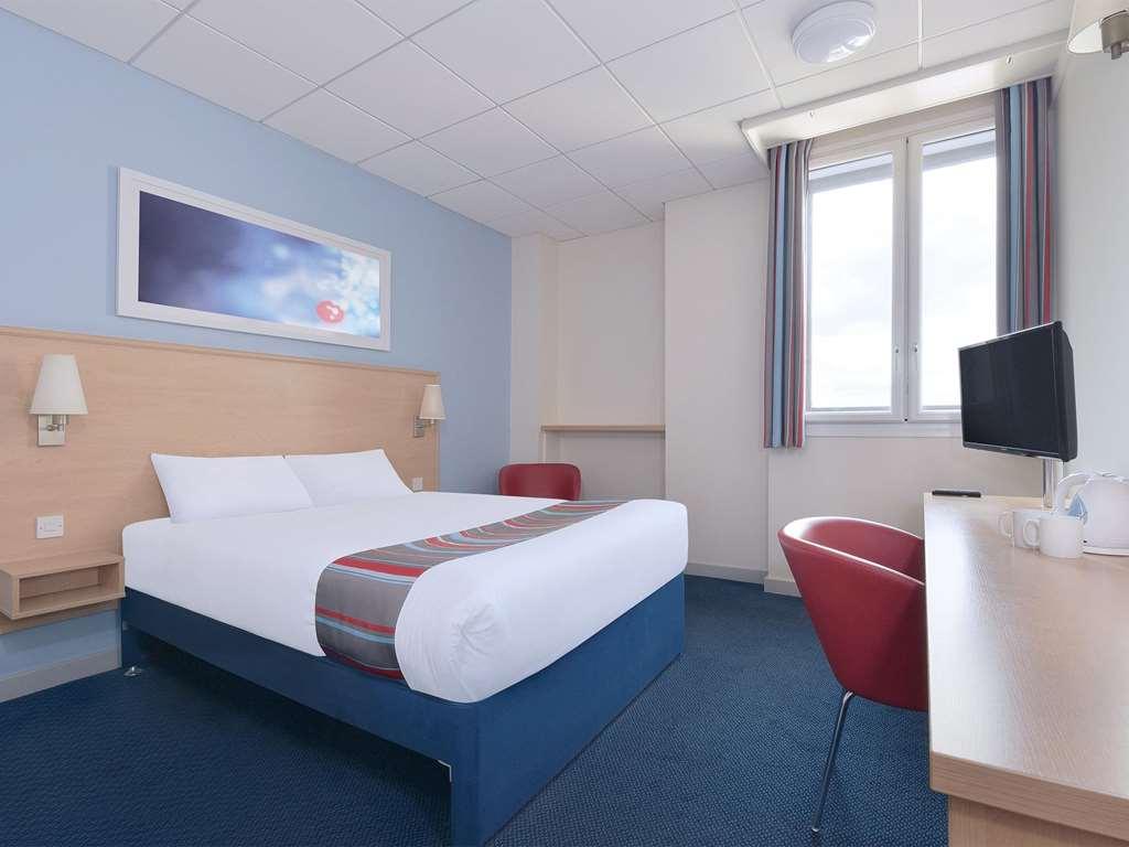 Travelodge Peterborough Central Pokój zdjęcie
